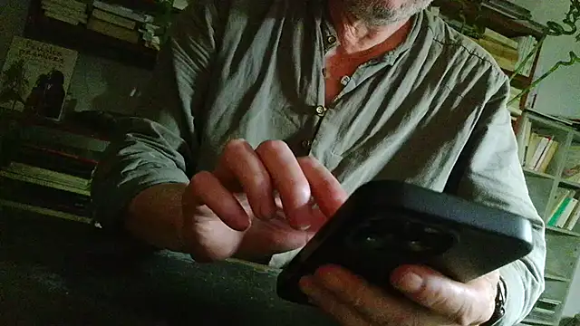 yvanbonar online show from 10.21.25