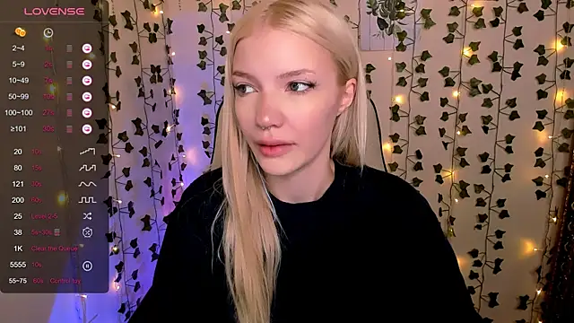 AnyaTaylor  online show from 02.17.26