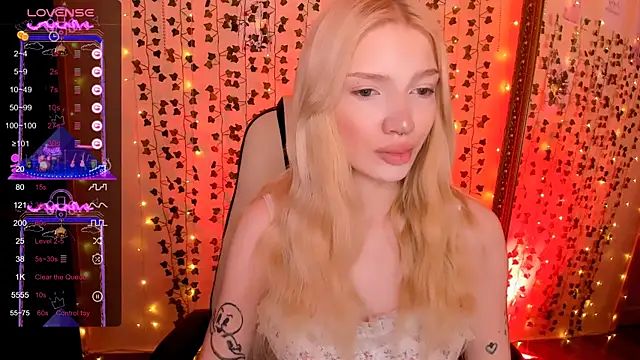 AnyaTaylor  online show from 03.17.26