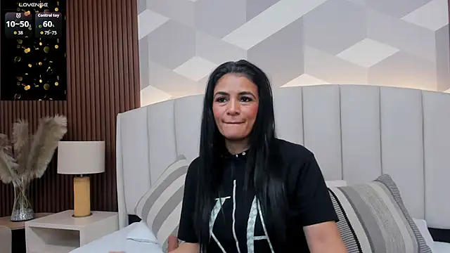 Mommy Naughty online show from 01.10.26