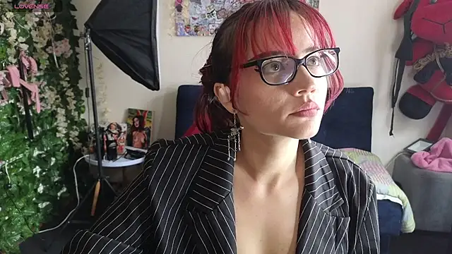 MiaVelvetDoll online show from 07.04.26