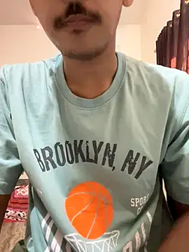 Snapshot of hamstar09 chatting on 11.25.25 hamstar09 online show from 11.25.25