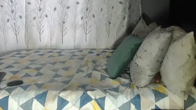 SEXYHUGEASS21 online show from 10.02.25