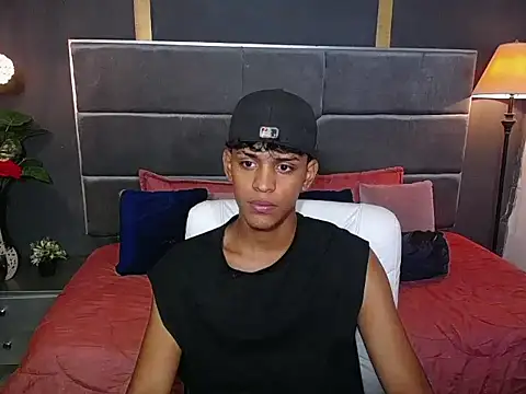 Snapshot of jhos_padill chatting on 06.16.26 jhos padill online show from 06.16.26