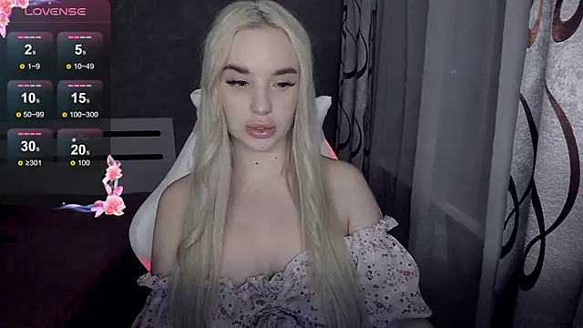 KiraKrox online show from 02.18.26