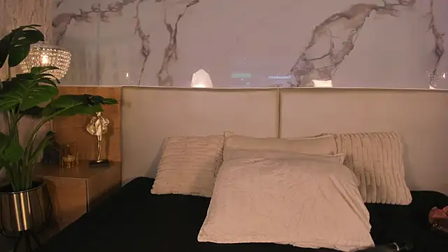 Snapshot of Celeste-Evanns chatting on 06.08.26 Celeste-Evanns online show from 06.08.26