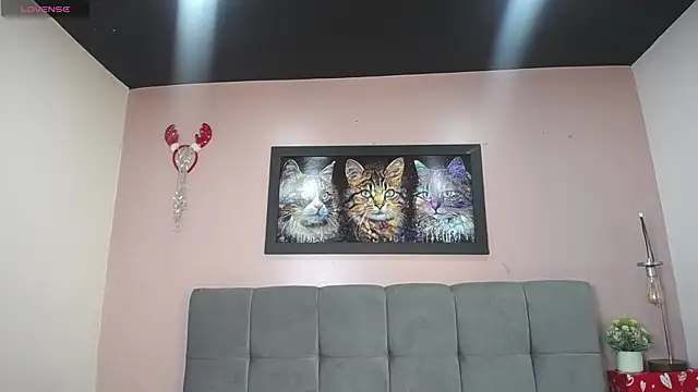 tiiny emilly online show from 12.22.25