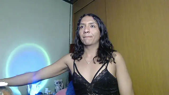 Galgadot3 online show from 12.20.25