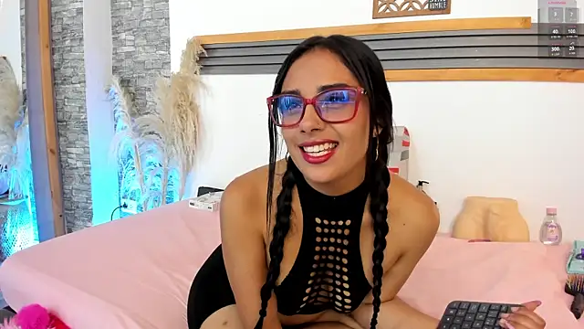 Snapshot of Sarita__love chatting on 03.30.26 Sarita love online show from 03.30.26