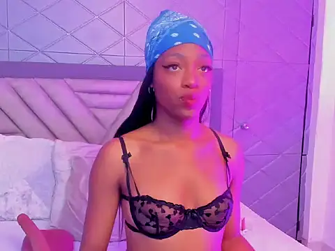 ElisabettaMonroy online show from 11.14.25