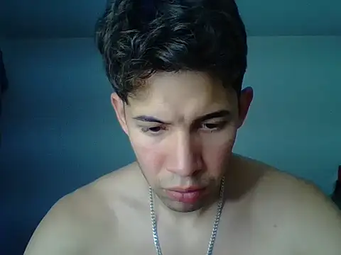 Snapshot of Maxtaylor18 chatting on 01.18.26 Maxtaylor18 online show from 01.18.26