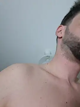 Snapshot of young_swisscouple chatting on 01.17.26 young swisscouple online show from 01.17.26