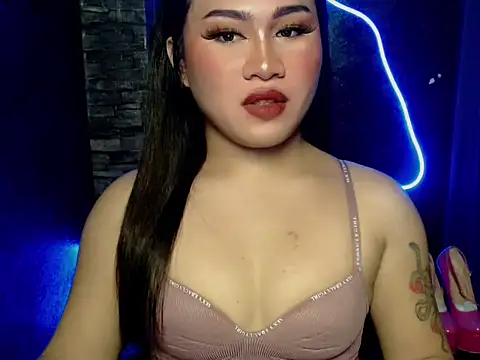 pretty lassy online show from 10.14.25