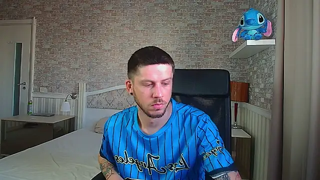 JonahShaw online show from 07.06.26