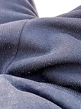 Snapshot of LUISSLEONN0958 chatting on 11.02.25 LUISSLEONN0958 online show from 11.02.25