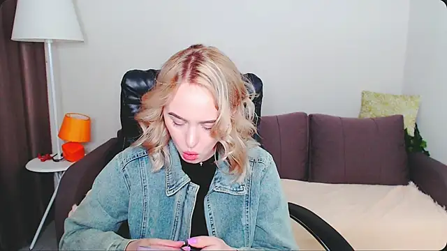 LiluMoon   online show from 05.01.26