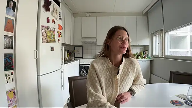 Scorpion Peach online show from 09.26.25