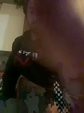 Snapshot of piacentino69 chatting on 10.23.25 piacentino69 online show from 10.23.25