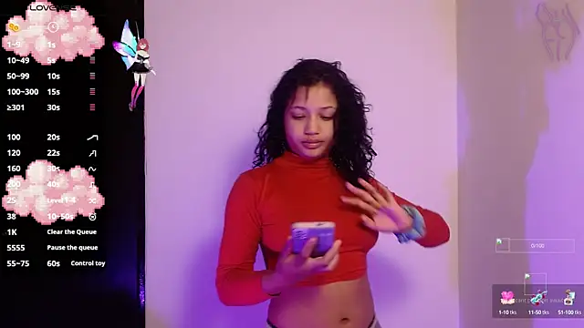 Snapshot of shelbygp chatting on 09.10.25 shelbygp online show from 09.10.25