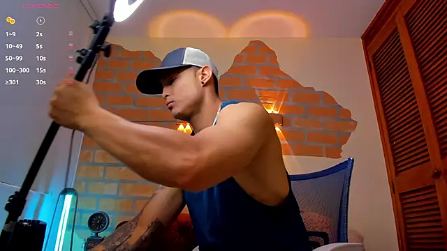 Snapshot of Alexander_ferre chatting on 09.12.25 Alexander ferre online show from 09.12.25