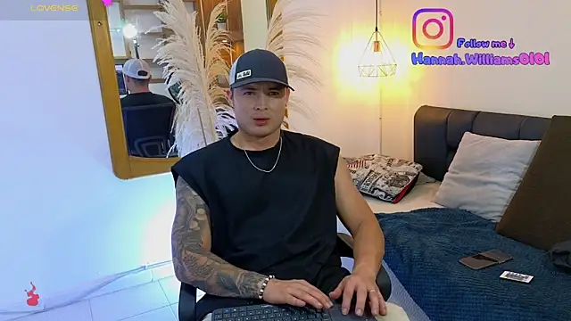 Snapshot of Alexander_ferre chatting on 02.08.26 Alexander ferre online show from 02.08.26