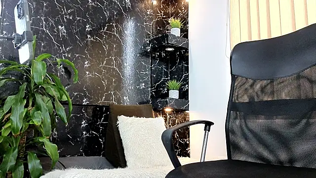 Snapshot of Alexander_ferre chatting on 03.04.26 Alexander ferre online show from 03.04.26