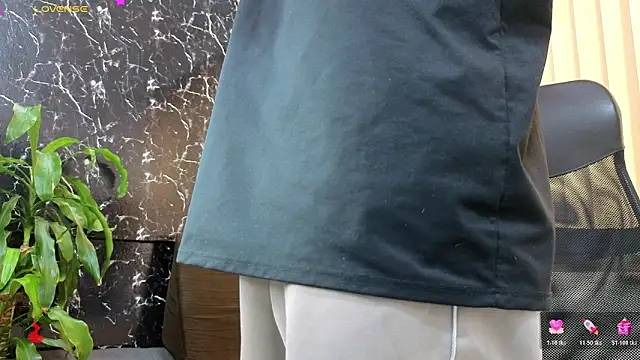 Snapshot of Alexander_ferre chatting on 03.06.26 Alexander ferre online show from 03.06.26