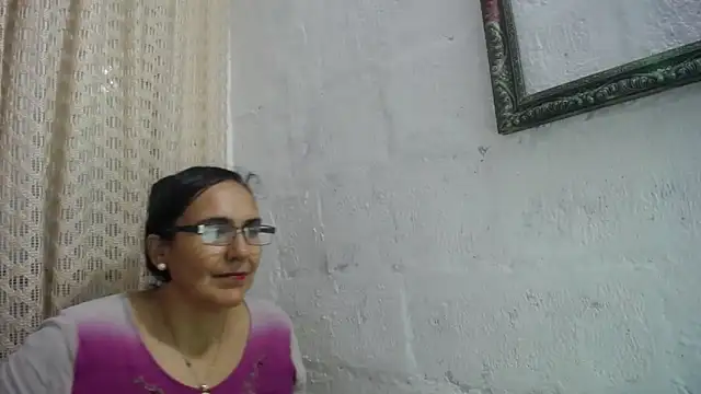 Snapshot of gabbyparker_ chatting on 02.13.26 gabbyparker online show from 02.13.26