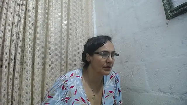 gabbyparker  online show from 05.10.26