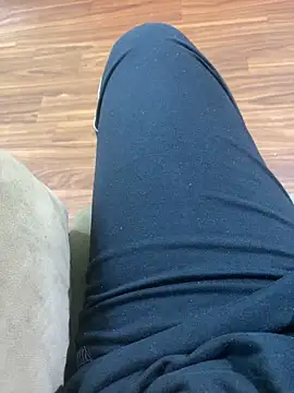 Snapshot of Binuthomas chatting on 10.08.25 Binuthomas online show from 10.08.25