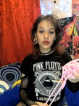 Snapshot of femdomroom chatting on 12.21.25 femdomroom online show from 12.21.25