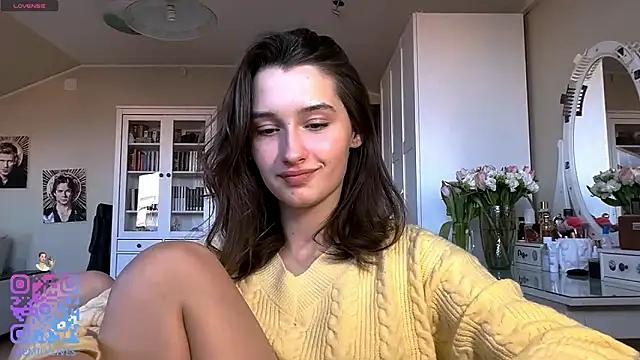 Snapshot of DarlineBrustera chatting on 03.08.26 DarlineBrustera online show from 03.08.26