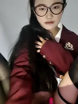 Snapshot of CCAV217 chatting on 12.15.25 CCAV217 online show from 12.15.25