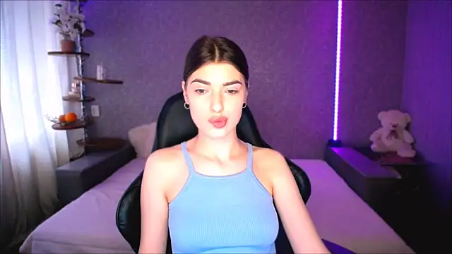 Dianaa Lee0 online show from 05.18.26