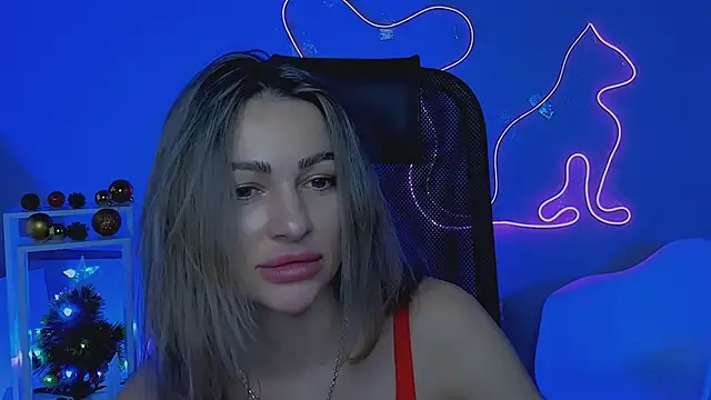 Snapshot of marymaryson chatting on 12.18.25 marymaryson online show from 12.18.25