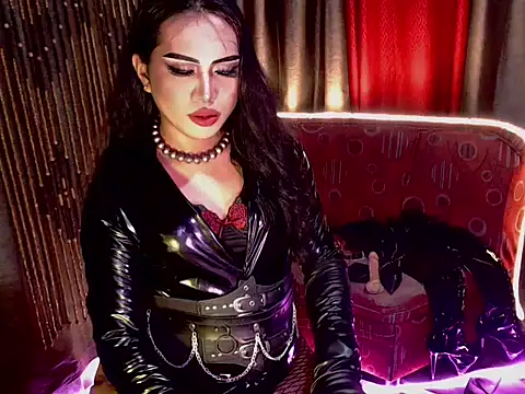 Snapshot of Hail_ur_Dominant chatting on 01.10.26 Hail ur Dominant online show from 01.10.26