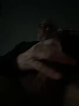 Snapshot of naughtygrandad1 chatting on 02.05.26 naughtygrandad1 online show from 02.05.26