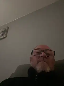 Snapshot of naughtygrandad1 chatting on 02.18.26 naughtygrandad1 online show from 02.18.26
