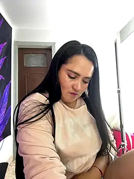 Rouse69  online show from 12.21.25