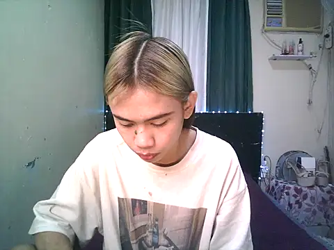 Snapshot of Sweet-shopia chatting on 01.16.26 Sweet-shopia online show from 01.16.26