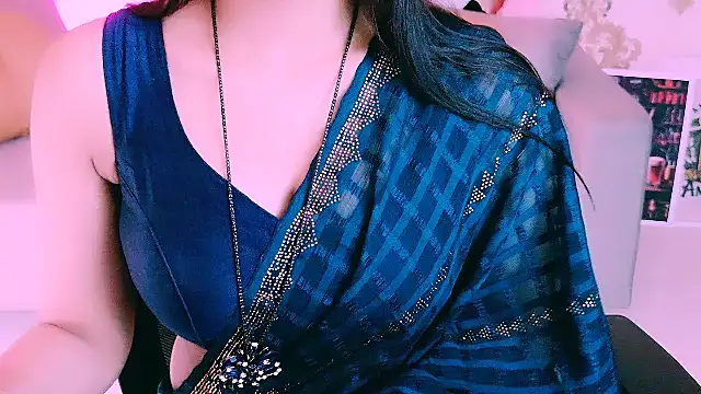 Snapshot of My_Rose chatting on 02.08.26 My Rose online show from 02.08.26