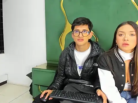 Snapshot of Noa_Arez chatting on 10.07.25 Noa Arez online show from 10.07.25