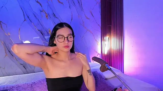 Snapshot of Emmiicute chatting on 07.25.26 Emmiicute online show from 07.25.26