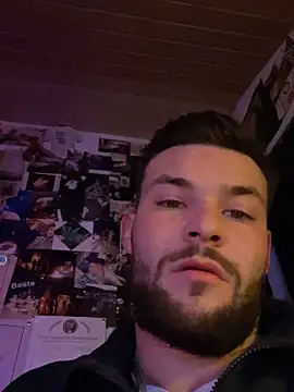 Mexxwell69 online show from 10.27.25