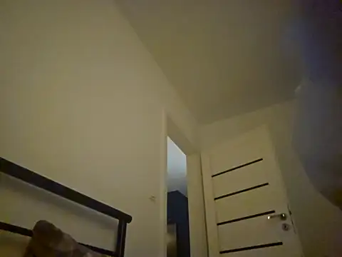 Snapshot of slavic_boy_39 chatting on 01.11.26 slavic boy 39 online show from 01.11.26