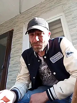 Alexdaniel89 online show from 05.05.26