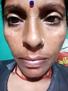 Snapshot of Suhana_pandit chatting on 10.07.25 Suhana pandit online show from 10.07.25