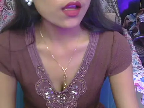 hoty-priya online show from 03.20.26