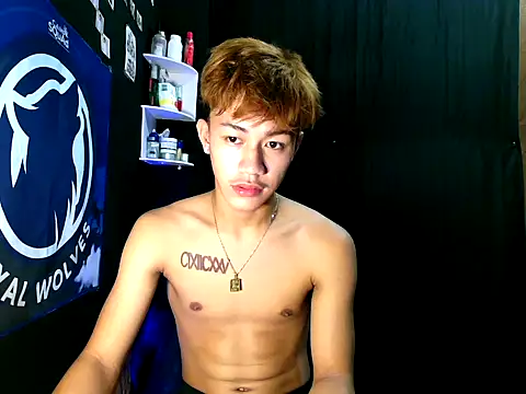 naughtyboyloy 0 online show from 11.02.25