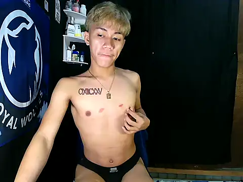 naughtyboyloy 0 online show from 11.12.25